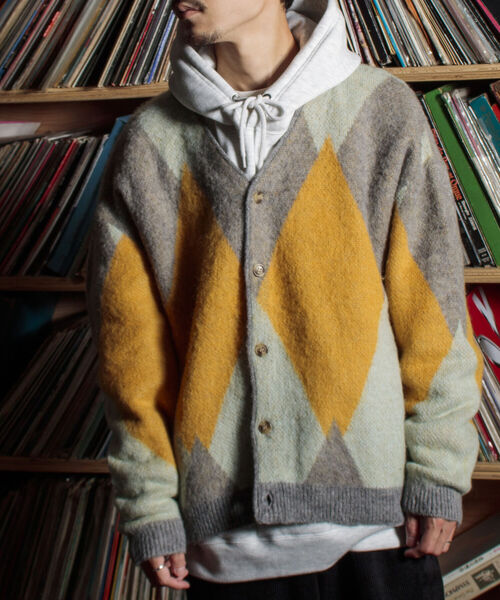 GLOSTER(グロスター)の「【GLOSTER/グロスター】モヘヤミックスカーディガン グラデーション/レオパード/フラッグチェック/アーガイル(カーディガン/ボレロ・メンズ・レッド系その他/パープル系その他/ベージュ系その他/グレー系その他/ブラック系その他/グリーン系その他・S/M/L)」の3枚目の写真