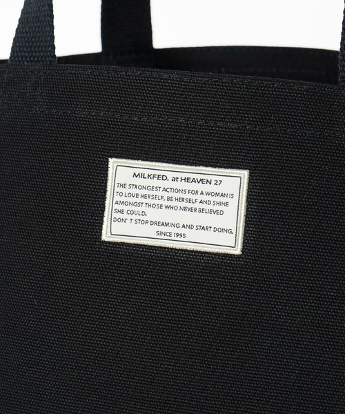 MILKFED.（ミルクフェド）の「MILKFED.  WIDE LUNCH TOTE O（トートバッグ・レディース・ホワイト/ブラック・ONE SIZE）」の15枚目の写真