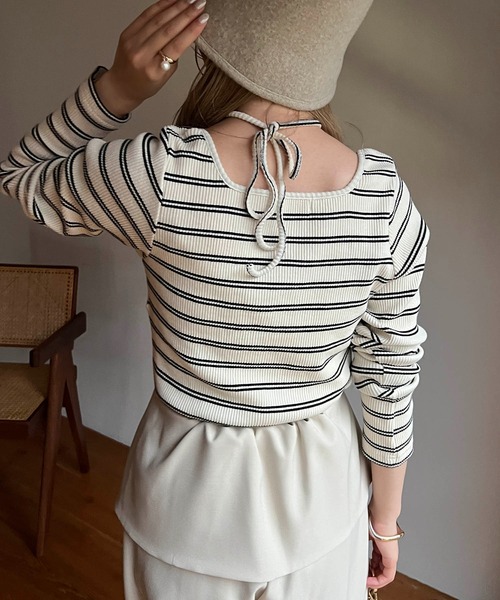 CAPRICIEUX LE'MAGE（カプリシューレマージュ）の「スクエアボーダーホルタープルオーバー（Tシャツ/カットソー・レディース・ブラック/オフホワイト/グリーン・FREE）」の6枚目の写真