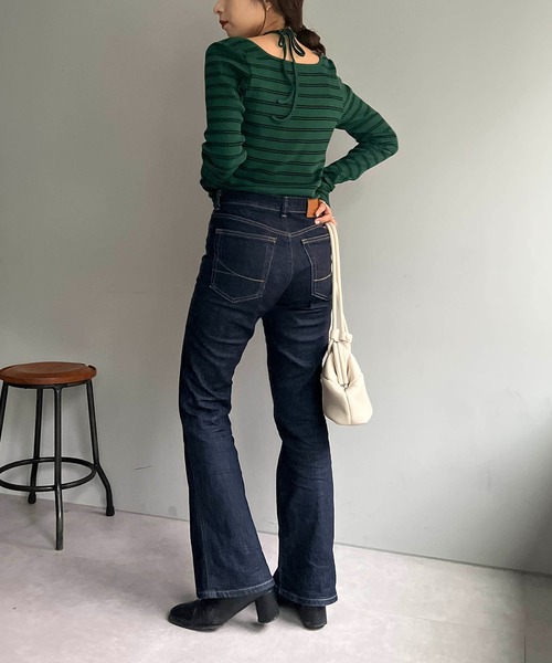 CAPRICIEUX LE'MAGE（カプリシューレマージュ）の「スクエアボーダーホルタープルオーバー（Tシャツ/カットソー・レディース・ブラック/オフホワイト/グリーン・FREE）」の18枚目の写真