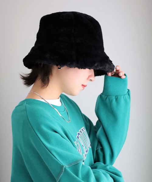 GeeRA（ジーラ）の「フェイクファーバケットハット（ハット・レディース・ブラック/ベージュ/アイボリー/その他/パイソン・FREE）」の3枚目の写真