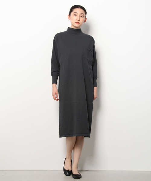 Goodwear(Since1983)(グッドウェア)の「【MADE IN USA】L/S MOCK ONEPIECE LONG SEASON COLOR / ロングスリーブ モックネックワンピース ロング シーズンカラー(ワンピース・レディース・ボルドー/ダークブラウン/ライラック/ライトブラウン/ブラック系その他・MEDIUM)」の2枚目の写真