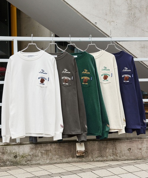 Labrador Retriever（ラブラドールリトリーバー）の「Labrador Retriever/ラブラドールレトリーバー 別注 カレッジロゴ刺繍 ビッグシルエット長袖ポケットTシャツ（Tシャツ/カットソー・メンズ・アイボリー/グリーン/ホワイト/スミクロ/ネイビー/ブラウン・L/M）」の7枚目の写真