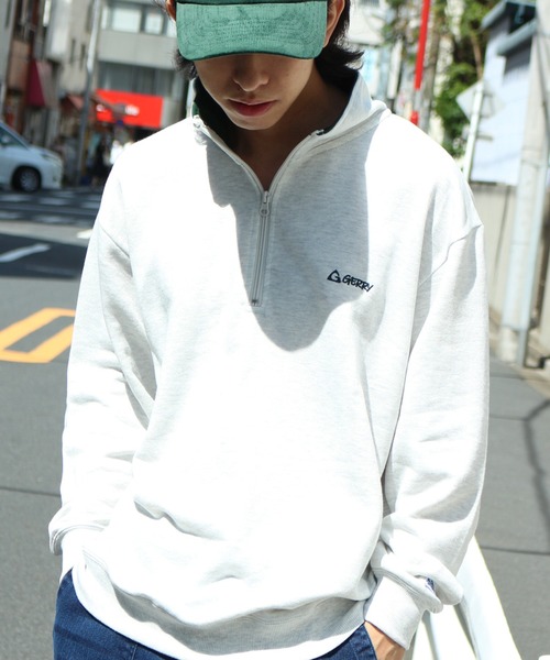 GERRY(ジェリー)の「【GERRY/ジェリー】ロゴ刺繍 TC裏毛 ハーフジップ プルオーバー スウェット(スウェット・メンズ・ホワイト/ダークグリーン/パープル/杢グレー/ホワイト系その他/ダークグレー・LL/M/L)」の1枚目の写真