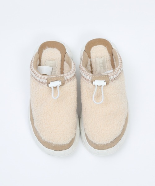 UGG(アグ)の「【UGG for emmi】W WESTSIDER HYBRID(スリッポン・レディース・ナチュラル・23cm/23.5cm/24cm/24.5cm/25cm)」の5枚目の写真