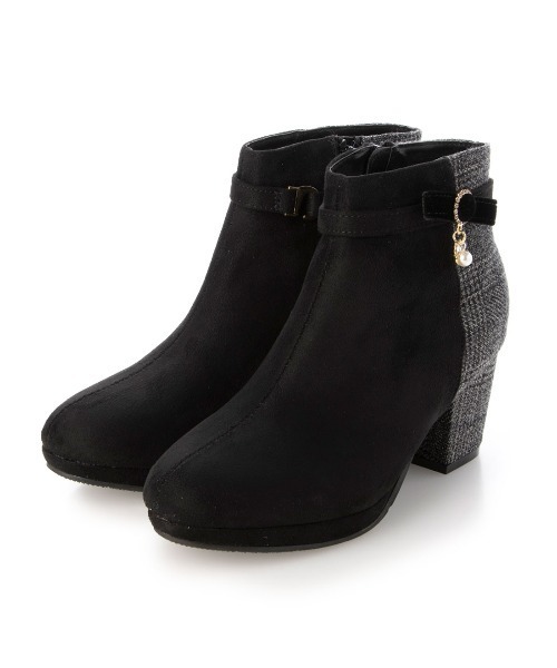 Realta（レアルタ）の「Realta(レアルタ)ビジューチャーム付き厚底フラワーカットショートブーツ（ブーツ・レディース・ブラック系その他/ブラウン系その他/ブラック・L/M/S/LL）」の9枚目の写真