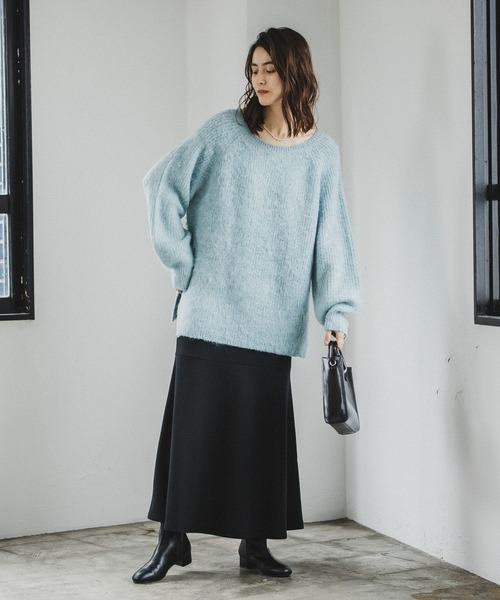 LEPSIM（レプシィム）の「5ゲージモヘヤコンボートネックニットプルオーバー　176586（ニット/セーター・レディース・ライトブルー/ピンク/モカ・FREE）」の11枚目の写真