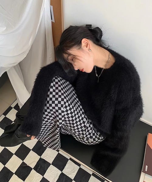 Doula Doula(ドゥーラドゥーラ)の「オーバーサイズシャギーニット(ニット/セーター・レディース・ホワイト/ブラック/グリーン/グレー/カーキ/ピンクベージュ/ブルー・M/L)」の12枚目の写真