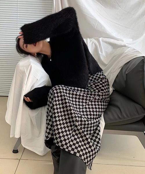 Doula Doula(ドゥーラドゥーラ)の「オーバーサイズシャギーニット(ニット/セーター・レディース・ホワイト/ブラック/グリーン/グレー/カーキ/ピンクベージュ/ブルー・M/L)」の11枚目の写真