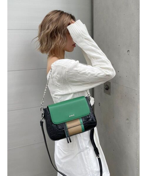 EVRIS（エヴリス）の「クロップドニットカーディガン（カーディガン/ボレロ・レディース・ホワイト/ブラック/オレンジ/ブルー・FREE）」の22枚目の写真