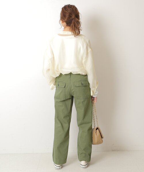 Spick & Span（スピックアンドスパン）の「スタンドカラーシアー