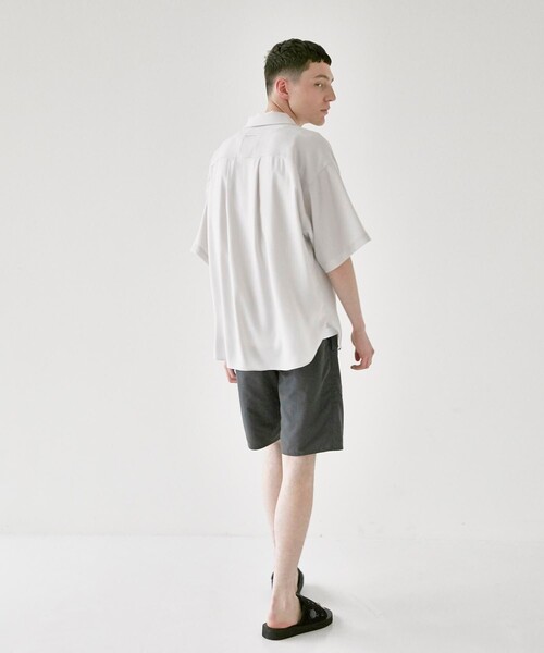 CITY TOKYO（シティトウキョウ）の「CHILL OUTストレッチシャツ（シャツ/ブラウス・メンズ・グレー/ブラック/ホワイト・1/2/3）」の6枚目の写真