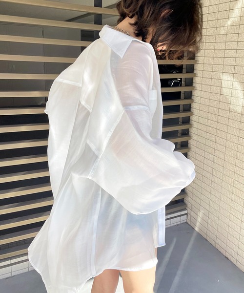 SPIRALGIRL（スパイラルガール）の「アシメギャザーシアーシャツ（シャツ/ブラウス・レディース・ブラック/ホワイト・FREE）」の7枚目の写真