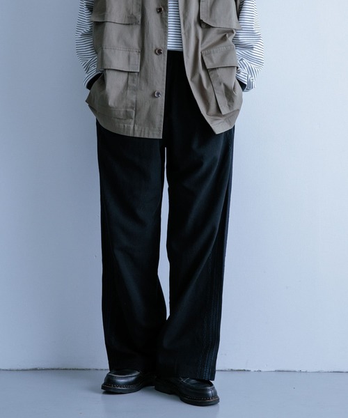 ITEMS URBANRESEARCH(アイテムズ アーバンリサーチ)の「『セットアップ対応』リネン混 刺繍ワイドパンツ(その他パンツ・メンズ・ピンク/カーキ/ブラック・LARGE/MEDIUM)」の11枚目の写真