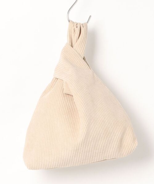 HIKA（ヒカ）の「【HIKA】コーデュロイミニマム巾着BAG（ハンドバッグ・レディース・ブラック/パープル/ベージュ/グレー/ブルー/ダークグリーン/グリーン/オリーブ/キャメル/オレンジ/ホワイト/ピンク/ライトグリーン/ライトピンク/レッド・FREE）」の21枚目の写真