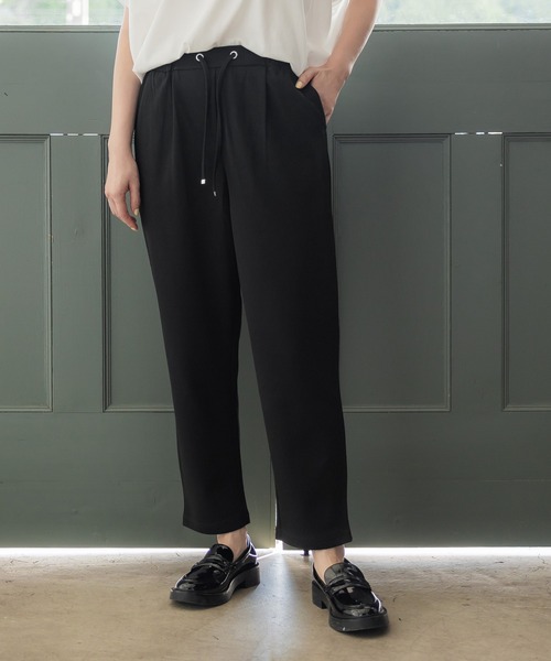 coca(coca)(コカ)の「\新色追加/カットカルゼテーパードパンツ(スラックス・レディース・ブラック/カーキ/イエロー/ピンク/チャコール・M/L)」の2枚目の写真