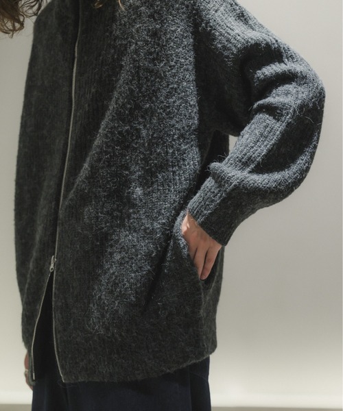 CASPER JOHN(キャスパージョン)の「Mohair wool drivers knit/モヘアウールドライバーズニット(ニット/セーター・メンズ・ベージュ/ブラック・LARGE/MEDIUM/SMALL)」の4枚目の写真