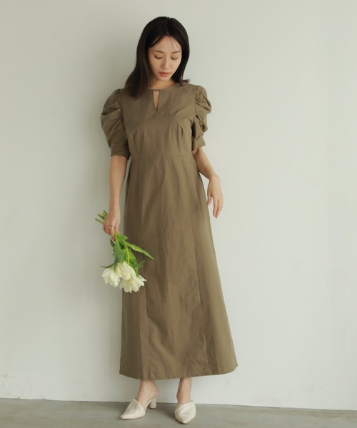 N WITH.(エヌウィズ)の「パフスリーブワンピース(シャツワンピース・レディース・カーキ/ブラック・S/M)」の3枚目の写真