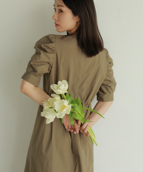N WITH.(エヌウィズ)の「パフスリーブワンピース(シャツワンピース・レディース・カーキ/ブラック・S/M)」の6枚目の写真