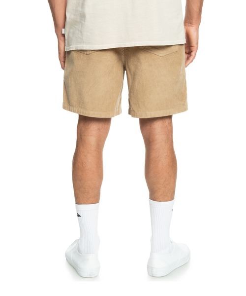 Quiksilver(クイックシルバー)の「TAXER CORD/クイックシルバーコーデュロイウエストゴムショートパンツ(その他パンツ・メンズ・ネイビー/ベージュ/ブラック・X-LARGE/SMALL/MEDIUM/LARGE)」の13枚目の写真