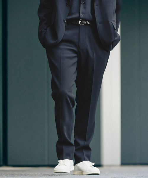 417 EDIFICE（フォーワンセブンエディフィス）の「"吸水速乾＆イージーケア"【TEC WAFFLE】シアサッカー テーパードパンツ（スラックス・メンズ・ネイビー/グレー・SMALL/MEDIUM/LARGE）」の4枚目の写真