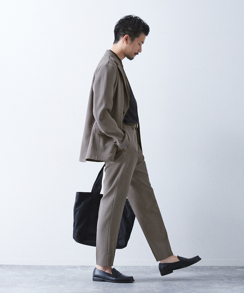 417 EDIFICE（フォーワンセブンエディフィス）の「"吸水速乾＆イージーケア"【TEC WAFFLE】シアサッカー テーパードパンツ（スラックス・メンズ・ネイビー/グレー・SMALL/MEDIUM/LARGE）」の17枚目の写真