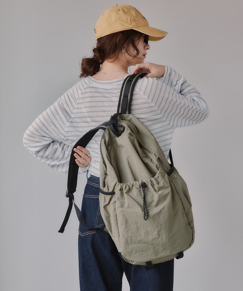 210nouve(トゥージュヌーブ)の「ドローストリングナイロンバックパック(バックパック/リュック・レディース・ブラック/アイボリー/カーキ/ブルー/ピンク・FREE)」の14枚目の写真