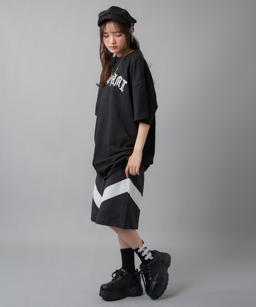 SPINNS(スピンズ)の「チャイナフリルデザイン リブソックス(ソックス/靴下・レディース・ホワイト/ブラック・ONESIZE)」の8枚目の写真