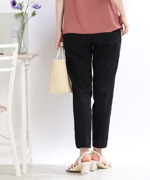 couture brooch（クチュールブローチ）の「◆【SS-LL/ウエストゴムでラクチン】フェイクパールアクセントハイパーストレッチパンツ（その他パンツ・レディース・ネイビー/ブラック/オリーブ/アイボリー系1・40/38/42/36/34）」の5枚目の写真