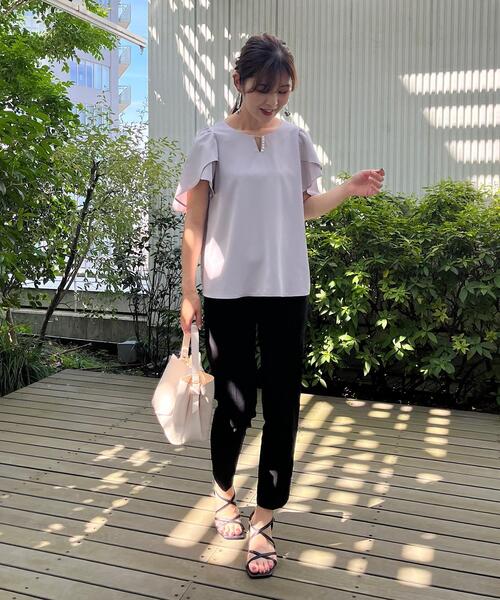 couture brooch（クチュールブローチ）の「◆【SS-LL/ウエストゴムでラクチン】フェイクパールアクセントハイパーストレッチパンツ（その他パンツ・レディース・ネイビー/ブラック/オリーブ/アイボリー系1・40/38/42/36/34）」の20枚目の写真