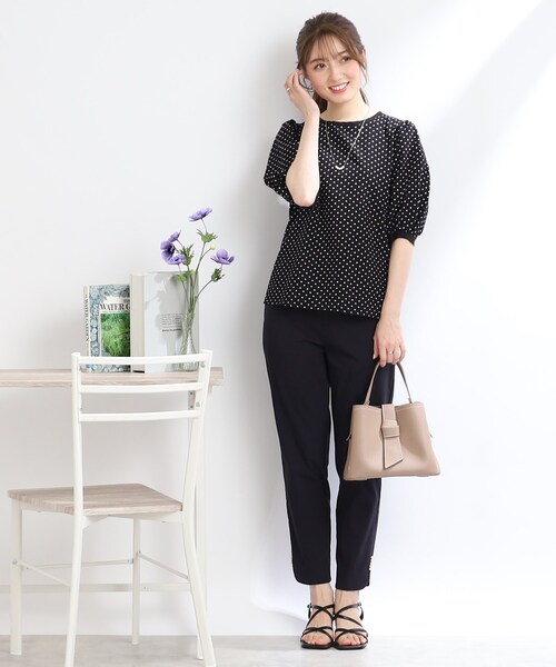 couture brooch（クチュールブローチ）の「◆【SS-LL/ウエストゴムでラクチン】フェイクパールアクセントハイパーストレッチパンツ（その他パンツ・レディース・ネイビー/ブラック/オリーブ/アイボリー系1・40/38/42/36/34）」の7枚目の写真