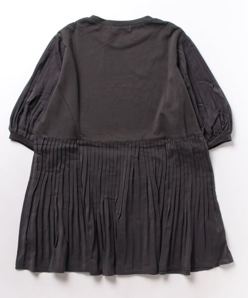 BELLUNA（ベルーナ）の「異素材使いフレアーデザインチュニック（チュニック・レディース・アイボリー/チャコール/コーラル・LARGE/MEDIUM/X-LARGE）」の12枚目の写真