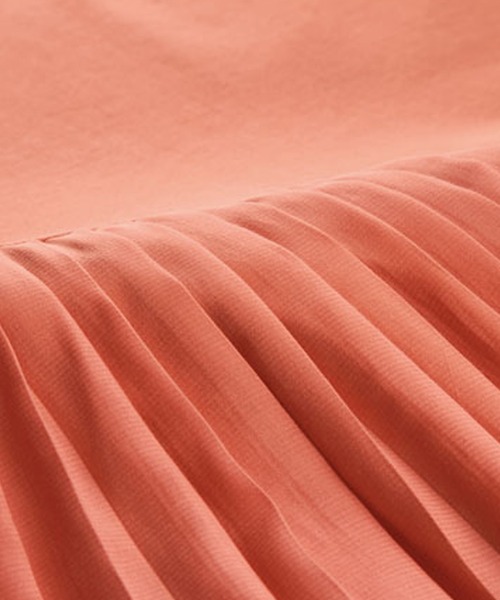 BELLUNA（ベルーナ）の「異素材使いフレアーデザインチュニック（チュニック・レディース・アイボリー/チャコール/コーラル・LARGE/MEDIUM/X-LARGE）」の11枚目の写真