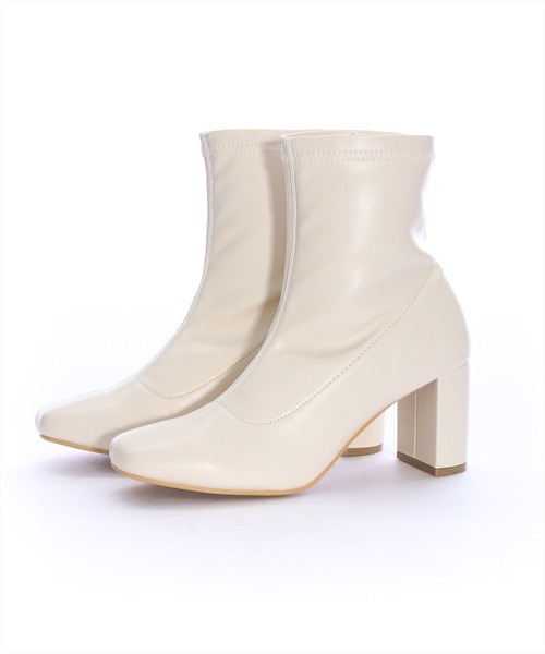 clear（クリア）の「ストレッチショートブーツ［大人 カジュアル フェミニン 着回し力抜群］≪再入荷≫（ブーツ・レディース・ブラック/アイボリー・L/M）」の15枚目の写真