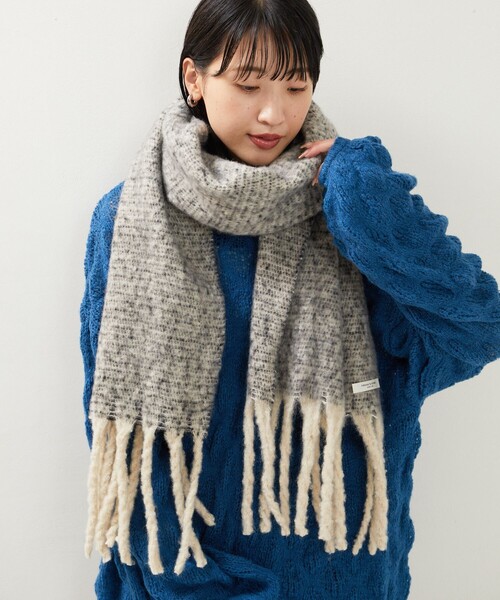 FREAK'S STORE（フリークスストア）の「限定展開　フリンジ ボリューム マフラー（マフラー・レディース・イエロー/グレー/ベージュ/パープル/ブラウン・ONE SIZE）」の7枚目の写真