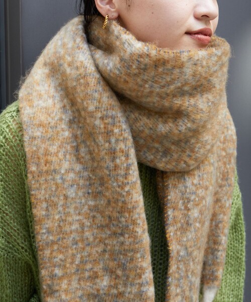 FREAK'S STORE（フリークスストア）の「限定展開　フリンジ ボリューム マフラー（マフラー・レディース・イエロー/グレー/ベージュ/パープル/ブラウン・ONE SIZE）」の11枚目の写真