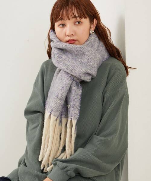 FREAK'S STORE（フリークスストア）の「限定展開　フリンジ ボリューム マフラー（マフラー・レディース・イエロー/グレー/ベージュ/パープル/ブラウン・ONE SIZE）」の13枚目の写真