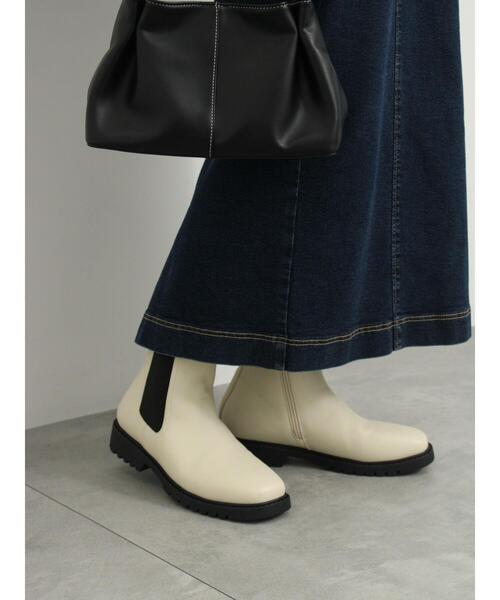 Samansa Mos2 blue（サマンサモスモスブルー）の「サイドゴアブーツ（ドレスシューズ・レディース・ブラック/カーキ/キナリ・M/L）」の11枚目の写真