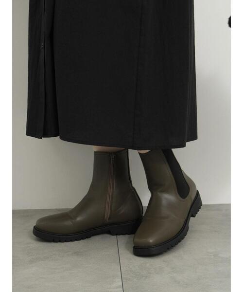 Samansa Mos2 blue（サマンサモスモスブルー）の「サイドゴアブーツ（ドレスシューズ・レディース・ブラック/カーキ/キナリ・M/L）」の16枚目の写真