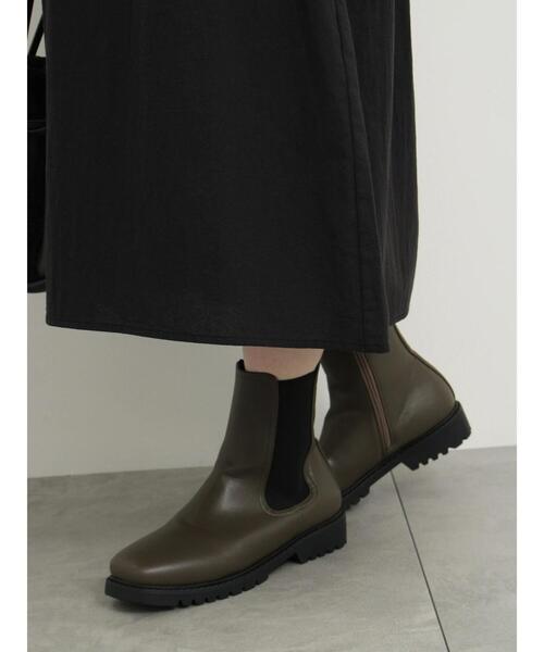 Samansa Mos2 blue（サマンサモスモスブルー）の「サイドゴアブーツ（ドレスシューズ・レディース・ブラック/カーキ/キナリ・M/L）」の17枚目の写真