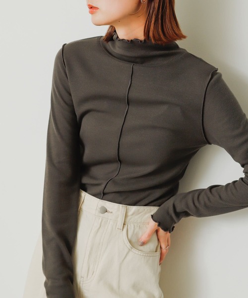 SENSE OF PLACE by URBAN RESEARCH(センスオブプレイスバイアーバンリサーチ)の「『静電気防止』メローハイネックトップ(Tシャツ/カットソー・レディース・ブラック/オレンジ/オフホワイト/チャコールグレー・ONE)」の1枚目の写真