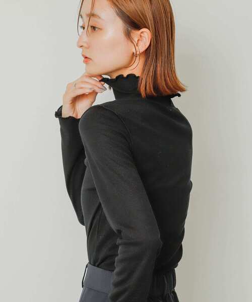 SENSE OF PLACE by URBAN RESEARCH(センスオブプレイスバイアーバンリサーチ)の「『静電気防止』メローハイネックトップ(Tシャツ/カットソー・レディース・ブラック/オレンジ/オフホワイト/チャコールグレー・ONE)」の3枚目の写真