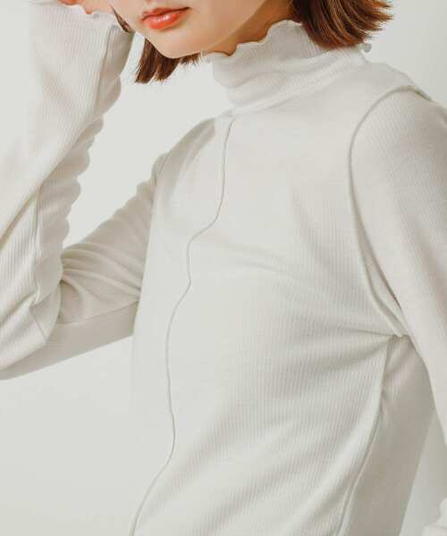 SENSE OF PLACE by URBAN RESEARCH(センスオブプレイスバイアーバンリサーチ)の「『静電気防止』メローハイネックトップ(Tシャツ/カットソー・レディース・ブラック/オレンジ/オフホワイト/チャコールグレー・ONE)」の6枚目の写真