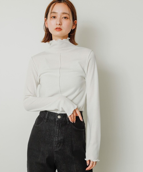 SENSE OF PLACE by URBAN RESEARCH(センスオブプレイスバイアーバンリサーチ)の「『静電気防止』メローハイネックトップ(Tシャツ/カットソー・レディース・ブラック/オレンジ/オフホワイト/チャコールグレー・ONE)」の9枚目の写真