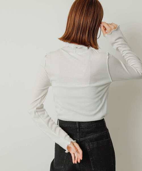 SENSE OF PLACE by URBAN RESEARCH(センスオブプレイスバイアーバンリサーチ)の「『静電気防止』メローハイネックトップ(Tシャツ/カットソー・レディース・ブラック/オレンジ/オフホワイト/チャコールグレー・ONE)」の10枚目の写真