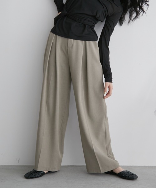 Aunt Marie's（アントマリーズ）の「【一番人気！サイズ展開あり】センタータックワイドスラックスパンツ/オフィスカジュアル/ユニセックス（スラックス・レディース・モカ/グレー/グレイッシュベージュ/ブラック/ネイビー・FREE/MT）」の4枚目の写真