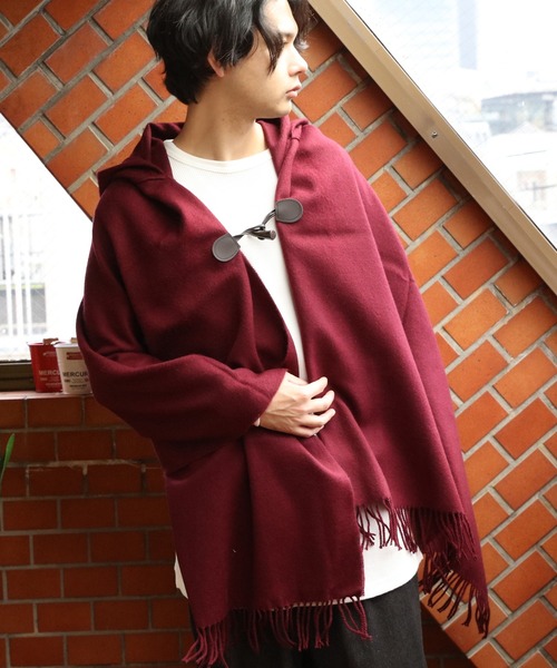８(eight)（エイト）の「フード付き無地ポンチョ（ポンチョ・メンズ・レッド/ベージュ/ネイビー/チャコールグレー/ワイン/ブラック・FREE）」の6枚目の写真