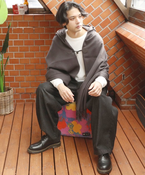 ８(eight)（エイト）の「フード付き無地ポンチョ（ポンチョ・メンズ・レッド/ベージュ/ネイビー/チャコールグレー/ワイン/ブラック・FREE）」の20枚目の写真