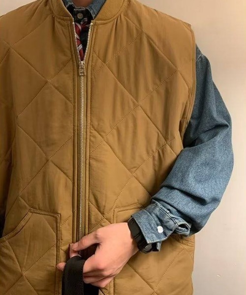 MGV(エムジーヴィー)の「オーバーサイズキルティングベスト(ダウンベスト・メンズ・ベージュ/ブラック・X-LARGE/MEDIUM/LARGE)」の16枚目の写真