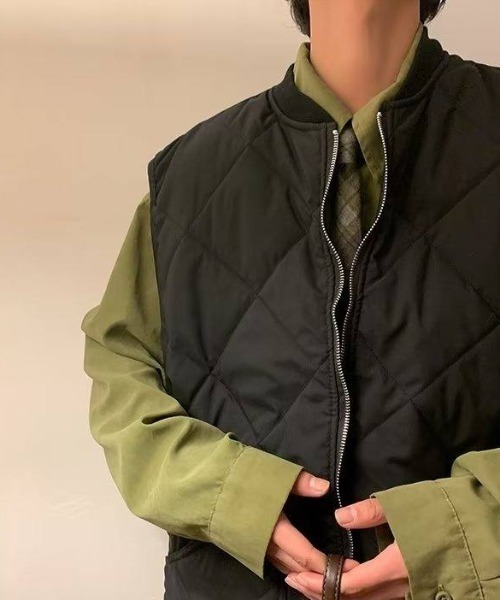MGV(エムジーヴィー)の「オーバーサイズキルティングベスト(ダウンベスト・メンズ・ベージュ/ブラック・X-LARGE/MEDIUM/LARGE)」の7枚目の写真